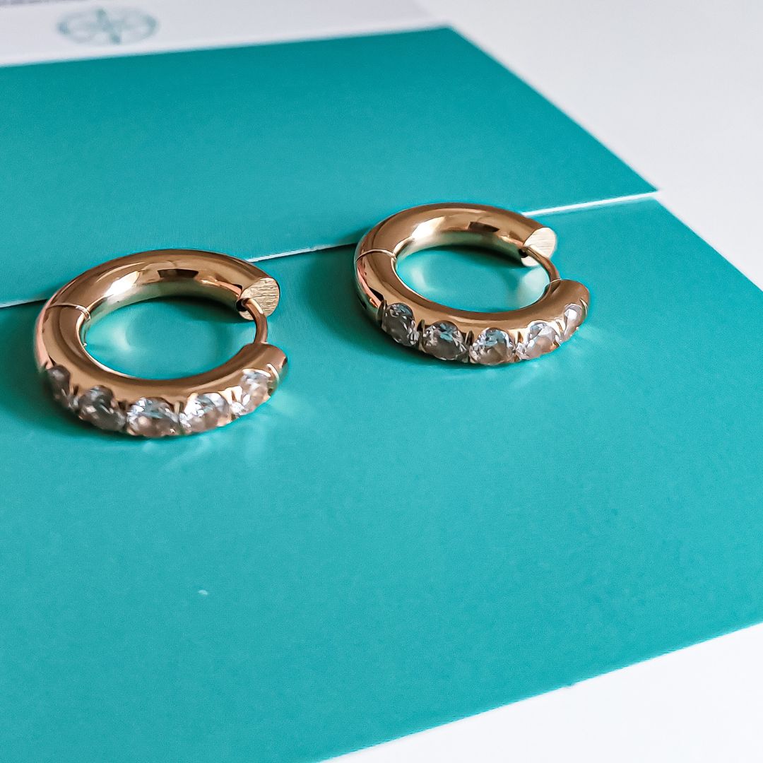 Earring huggies zirconia - 20 mm